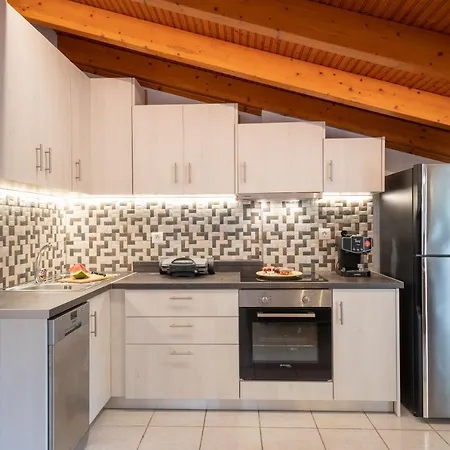 La Perla Loft Luxury Living *